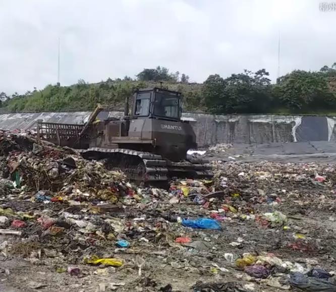 工業垃圾填埋